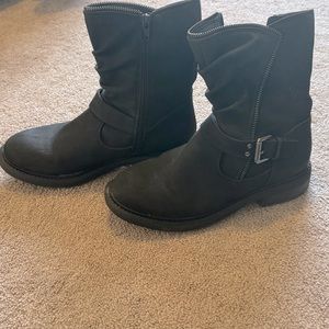 Black Moto Boots